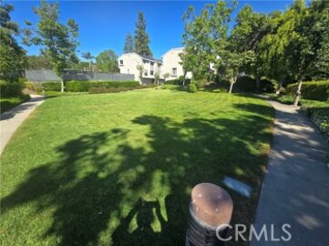 Amazing Grandview Crest Townhouse Located at 26375 Waterford Circle #29 was Just Sold