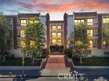 Outstanding Newly Listed Horton Lane Condominium Located at 17140 Burbank Boulevard #105