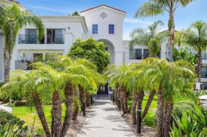 2005 Costa Del Mar Road #632 Photo