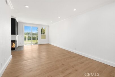 30902 Clubhouse #30D Photo