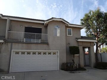 13442 Flower Street #15 Photo