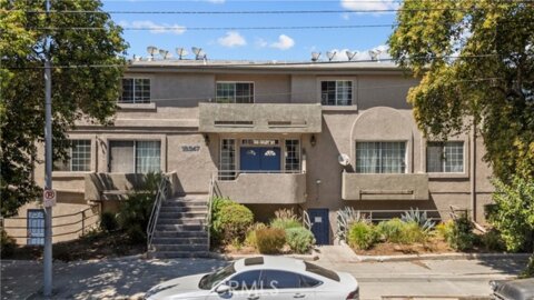 18347 Saticoy Street #24 Photo