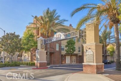 Terrific Newly Listed Soco Walk Condominium Located at 303 Market Court