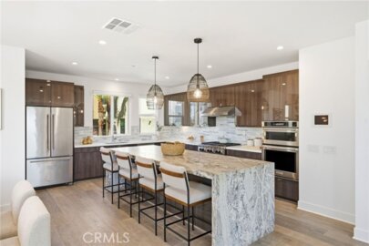 627 Cardiff Reef Photo