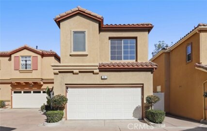 89 Calle De Felicidad Photo