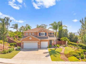 45405 Vanowen Lane Photo
