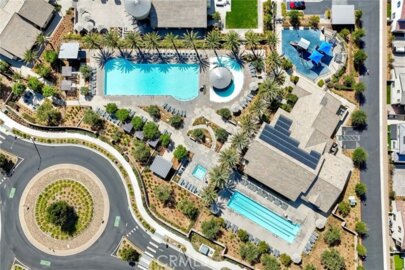 32711 Brunello Photo