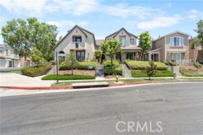 Gorgeous Newly Listed Gallery Walk Condominium Located at 1335 Mc Fadden Drive