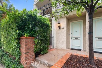 Charming Newly Listed Wilshire Country Manor Townhouse Located at 606 Wilcox Avenue