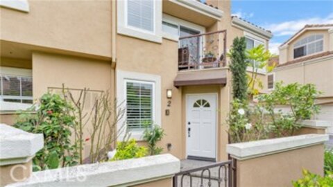 This Charming Applause Townhouse, Located at 2 Bravo Lane, is Back on the Market