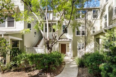 52 Valmont Way Photo