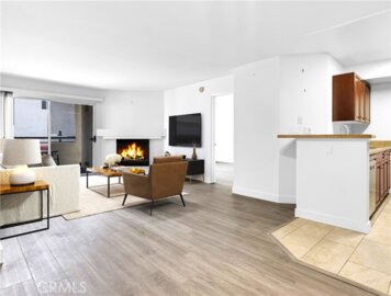 5545 Canoga Avenue #121 Photo
