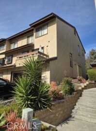This Extraordinary Woodlands Ivy Townhouse, Located at 2527 Woodlands Way, is Back on the Market