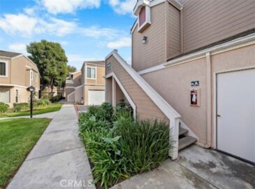 10452 W Briar Oaks Drive #203 Photo