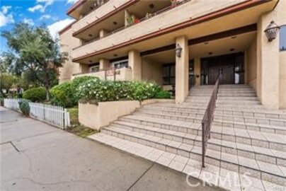 Outstanding Newly Listed The Lindley Condominium Located at 5412 Lindley #110