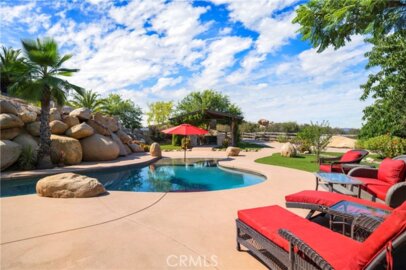 42179 Calle Paramo Photo