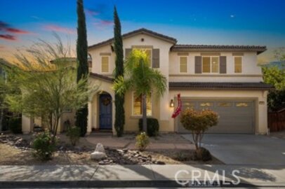 Beautiful Murrieta Oaks Single Family Residence Located at 27371 Desert Willow Street was Just Sold