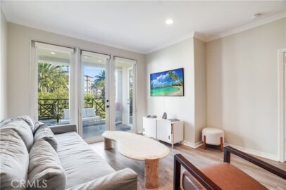 2243 Martin #217 Photo