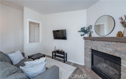 2552 Avenida Del Vista #204 Photo