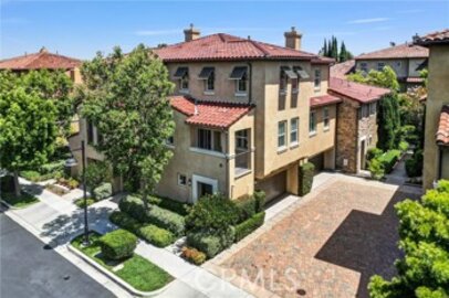 Delightful Whispering Glen Condominium Located at 130 Roadrunner was Just Sold