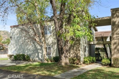 2536 White Oak Place #5 Photo