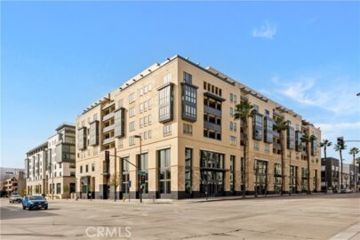 39 S Los Robles Avenue #6010 Photo