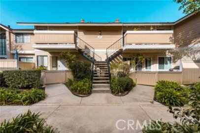 Magnificent Newly Listed Crosspointe Village Condominium Located at 12620 Briarglen Loop #B