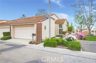 Impressive Fairway Village Townhouse Located at 611 Colonial Circle was Just Sold