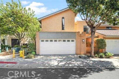 This Delightful Vista La Jolla Townhouse, Located at 4437 Via Precipicio, is Back on the Market