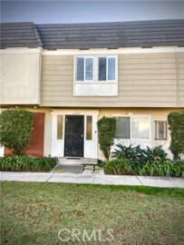 Marvelous Chateau Blanc Townhouse Located at 10087 San Pablo Court was Just Sold