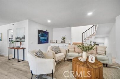 Magnificent Acacia Park Condominium Located at 11105 Linda Lane #D was Just Sold