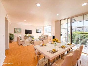 1129 Larrabee Street #10 Photo