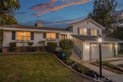 30041 Los Nogales Photo