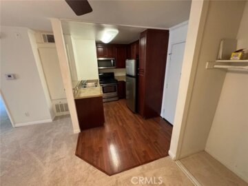 5515 Canoga Avenue #214 Photo