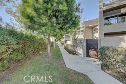 This Magnificent Bay View Terrace Townhouse, Located at 381 Bay View Terrace, is Back on the Market