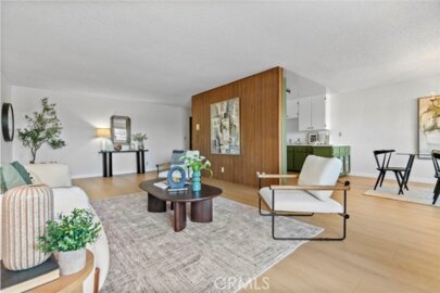 320 E Stocker Street ##208 Photo