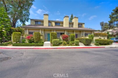 3304 Caminito Eastbluff #143 Photo