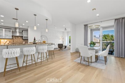 21 Gramercy #220 Photo