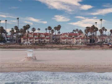 2000 Pacific Coast Highway #203 Photo
