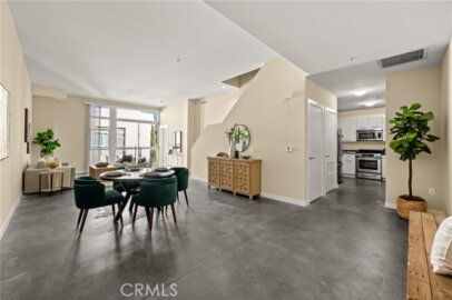 238 S Arroyo Parkway #401 Photo