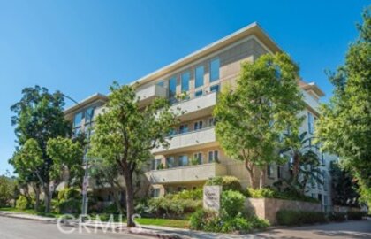 Amazing Encino Park West Condominium Located at 4949 Genesta Avenue #407 was Just Sold