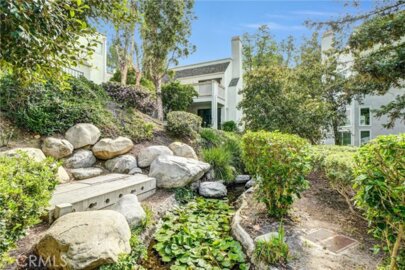 190 N Singingwood Photo