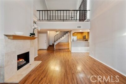 Magnificent Newly Listed Park Encino Condominium Located at 5325 Newcastle Avenue #319