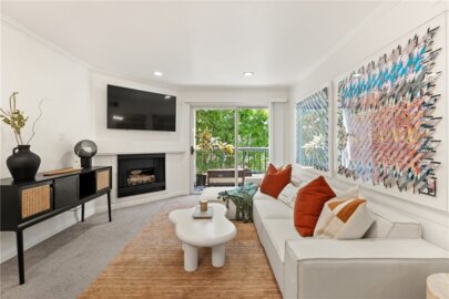 5535 Canoga Avenue #221 Photo
