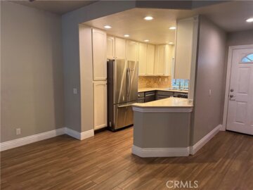 64 Via Contento Photo