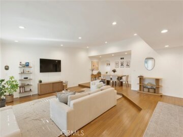 12803 Bloomfield #2 Photo