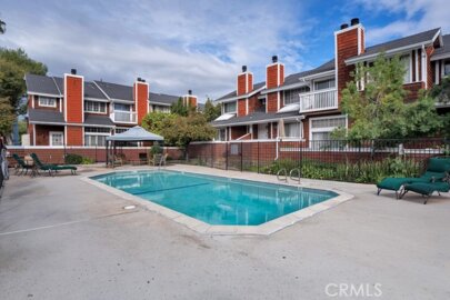 19431 Sherman Way #10 Photo