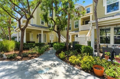 57 Hinterland Way Photo