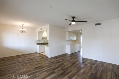 17230 Newhope Street #313 Photo