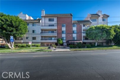 Extraordinary Newly Listed 14600 Dickens St Condominium Located at 14600 Dickens Street #307
